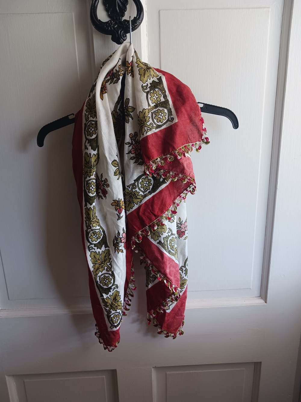 Turkish Oya Style Scarf Vintage Hijab Headscarf Bandana Red White Floral Design